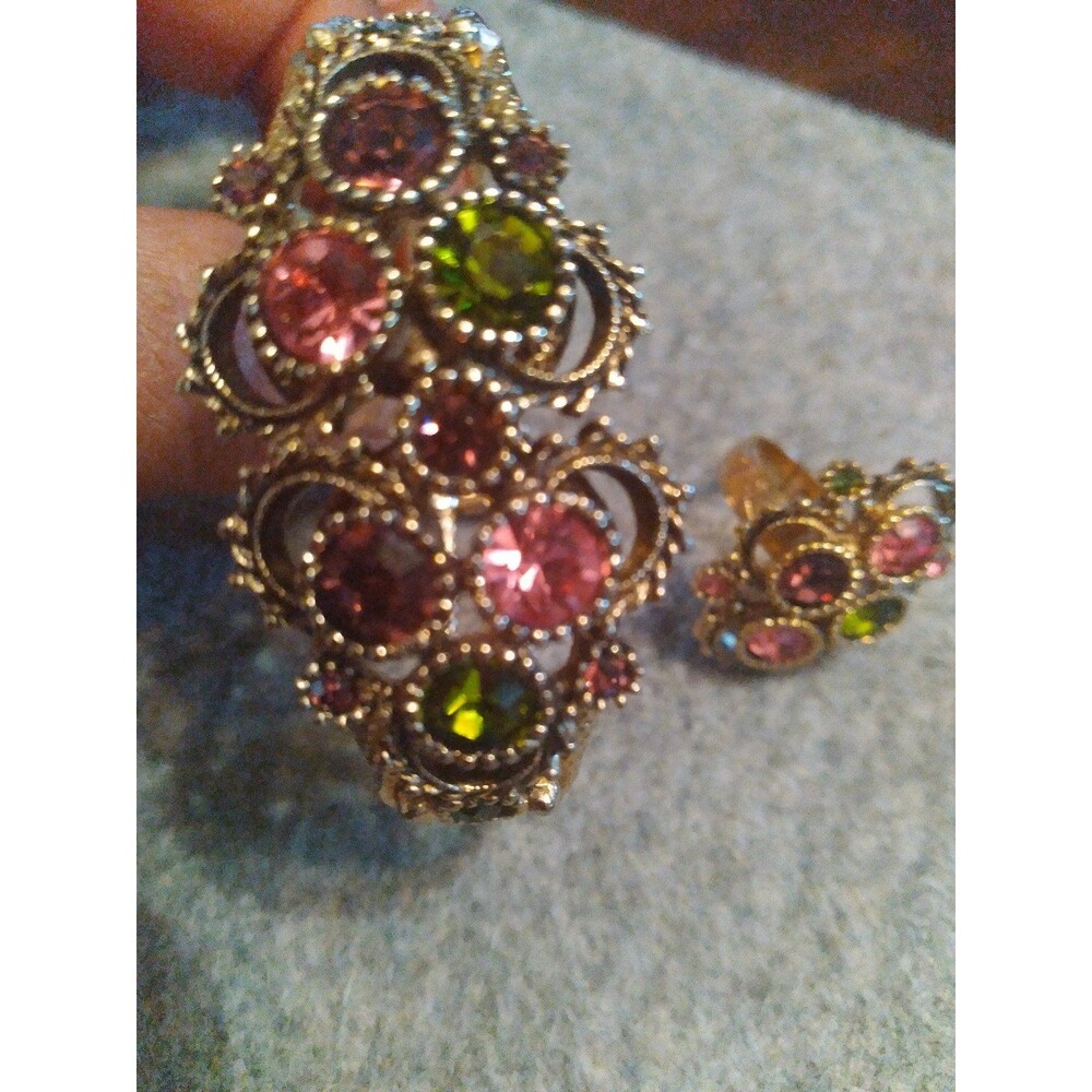 Vintage Bangle Bracelet Ring Set Pink Green Rhinestone Gold Tone Jewelry‎